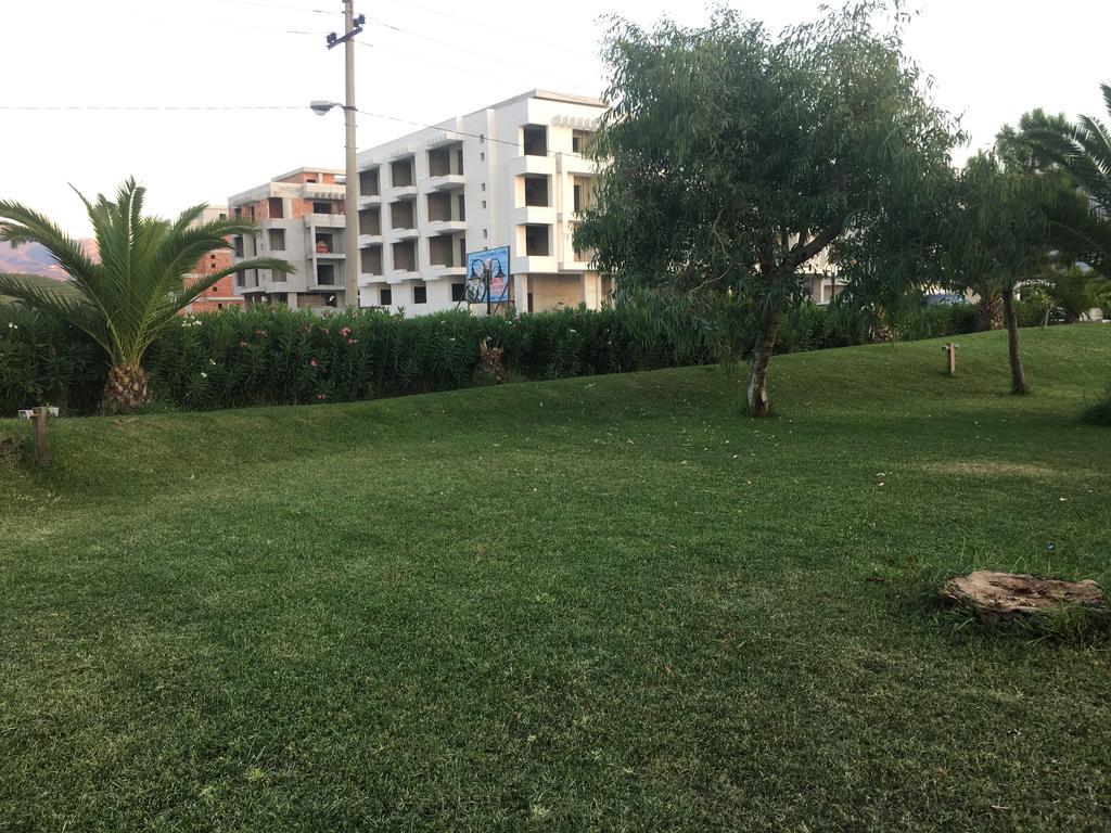 Beachfront Apartment Orikum Exterior foto